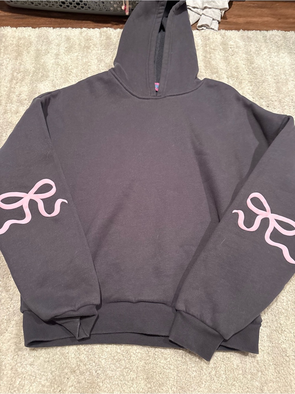 Edikted Bonnie bow hoodie - Picture 3 of 3